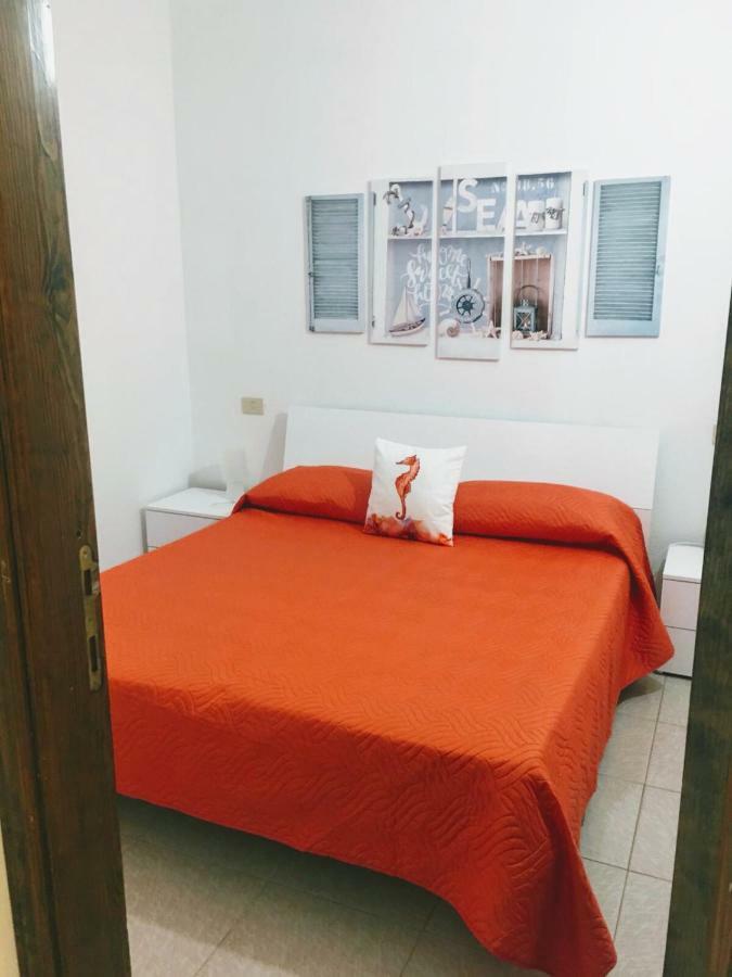 Appartamento Fronte Mare Santa Teresa Gallura Exterior foto