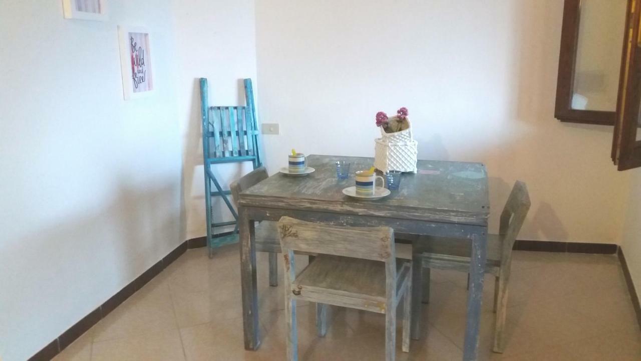 Appartamento Fronte Mare Santa Teresa Gallura Exterior foto
